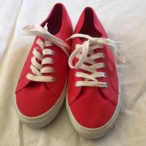 Old navy pink lace up sneakers